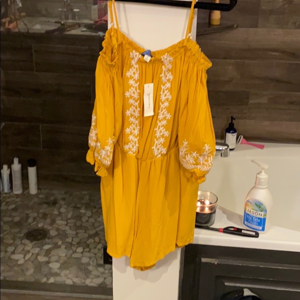 Floral Detailed Romper